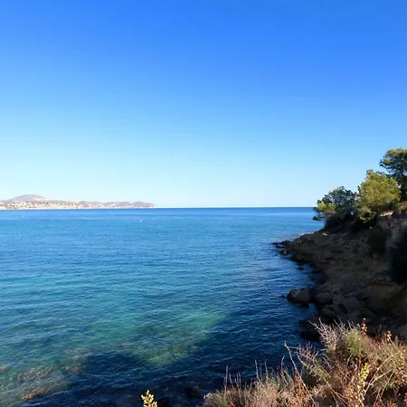 In With 3 Bedrooms And 2 Bathrooms. Calpe